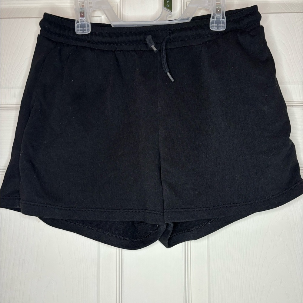 Black H&M shorts